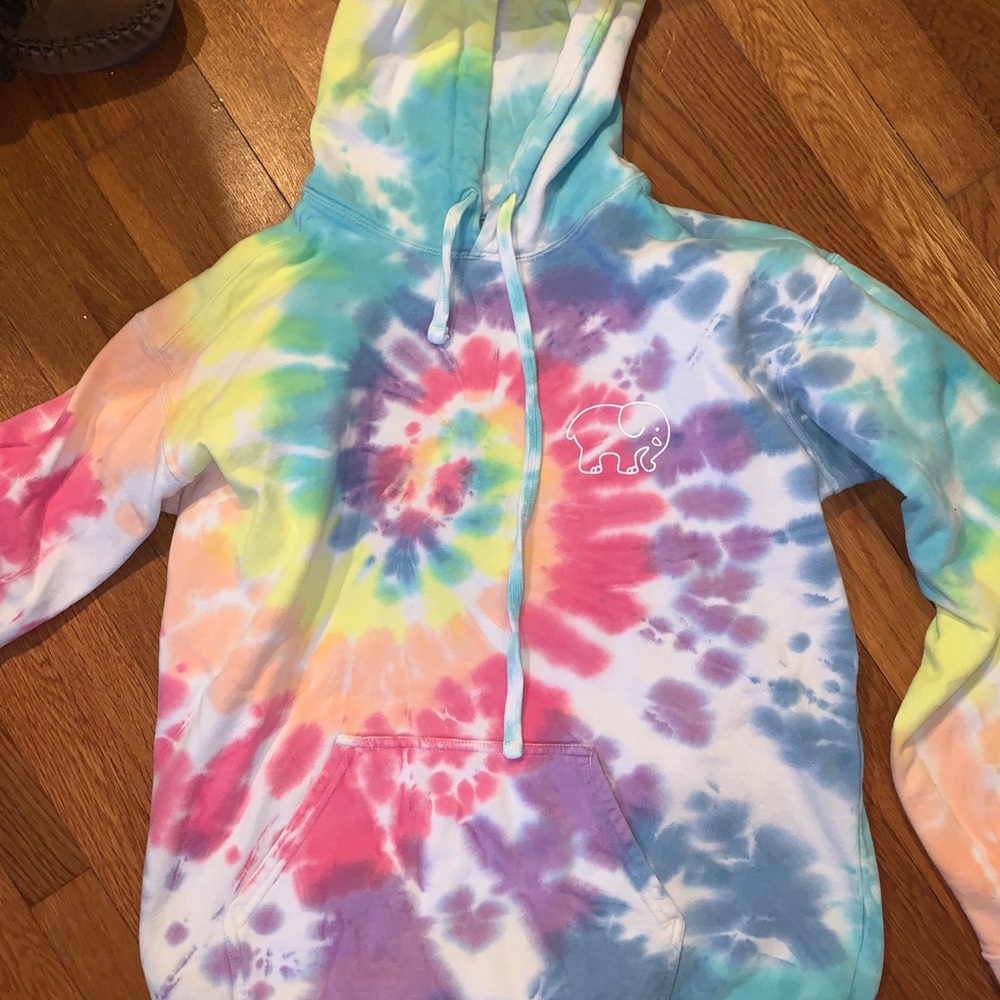 Ivory and Ella tie die sweatshirt